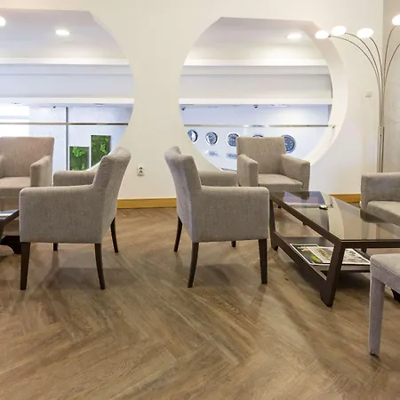 Putnik Hotell 3*